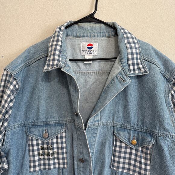 Upcycled Denim Trucker Jacket by Pepsi w/KISS Graphic & Plaid Accents Size XL - Picture 3 of 10